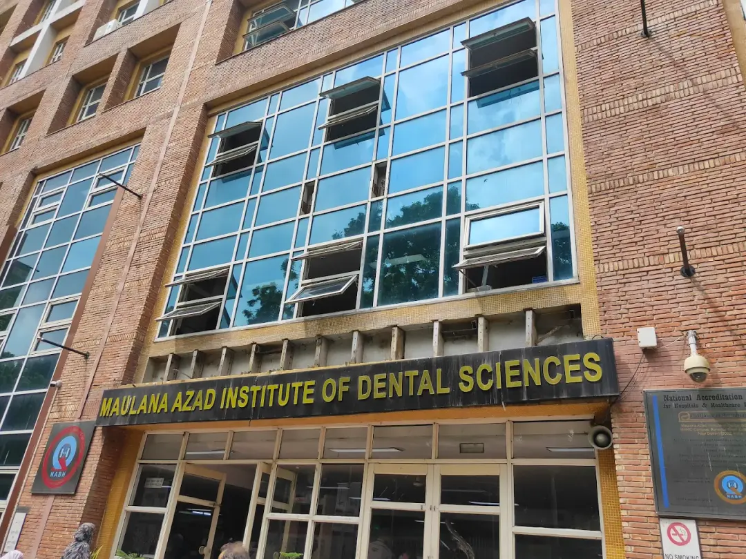 Maulana Azad Medical College